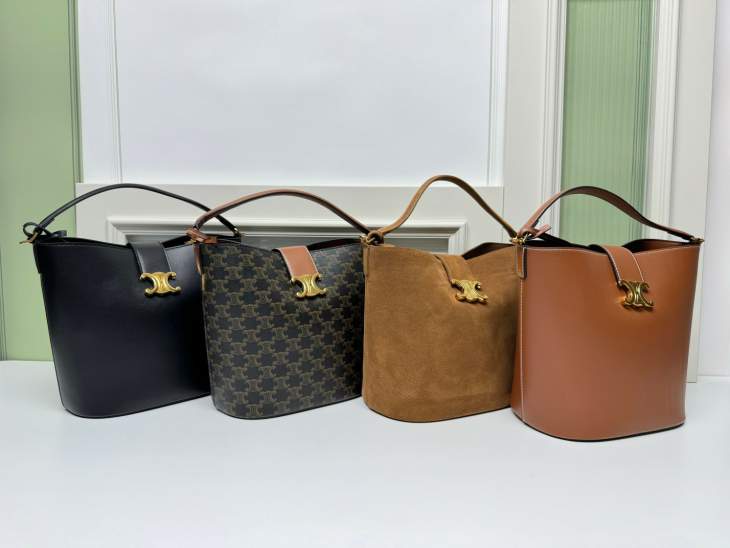 Picture of Celine Handbags _SKUfw227477680fw